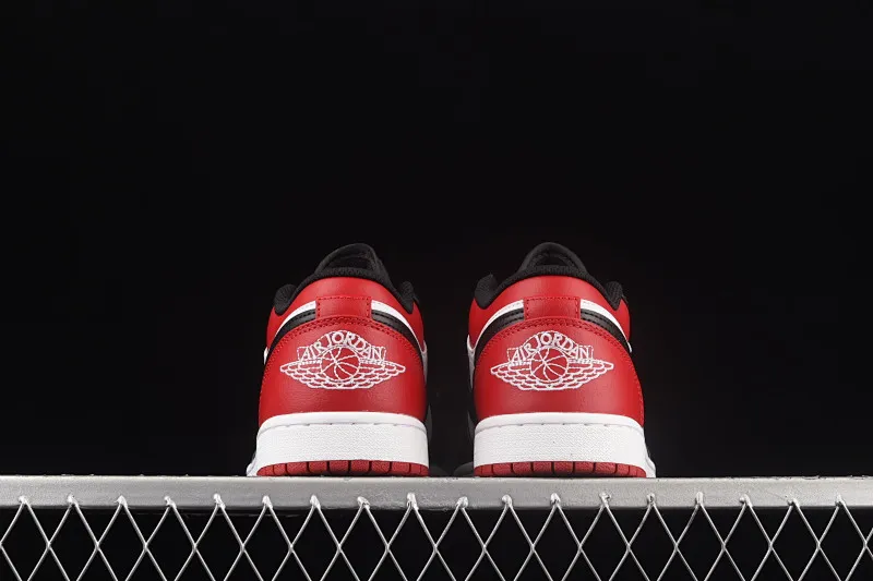 All categories Air Jordan Jordan series basketball shoes Air Jordan 1 Low G version pure original Air Jordan 1 Low AJ1 Joe 1 black red toe low-top cultural basketball shoes 553558-612